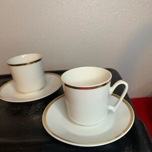 Expresó Coffe cups with 2 Saucer platesElegant White and Gold Trimmed.